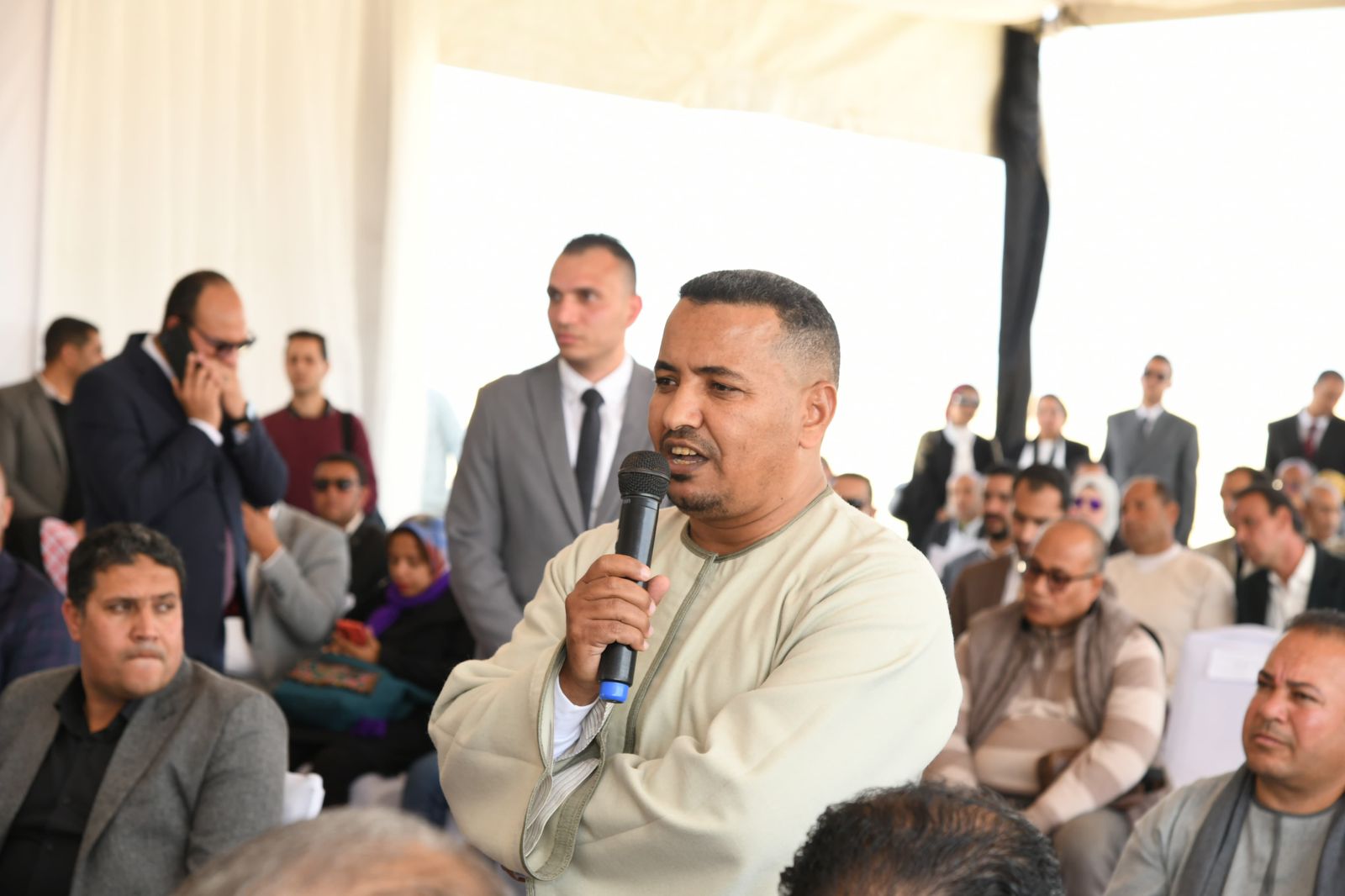 التنمية المحلية ومحافظ الفيوم يضعون حجر الأساس للمجمع الصناعى