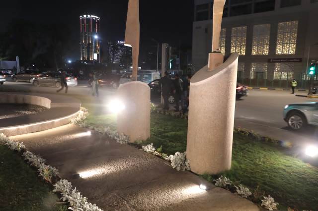 بالصور.. محافظ الجيزة يتفقد أعمال تطوير شوارع التحرير ومراد وميدان الجلاء