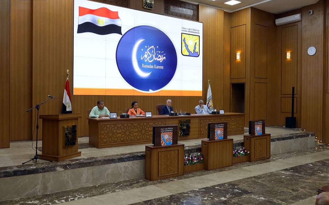 فودة : المرحلة القادمة تتطلب مجهود مضاعف لكافة المسئولين ولا مكان لأي مسئول متخاذل علي أرض جنوب سيناء 