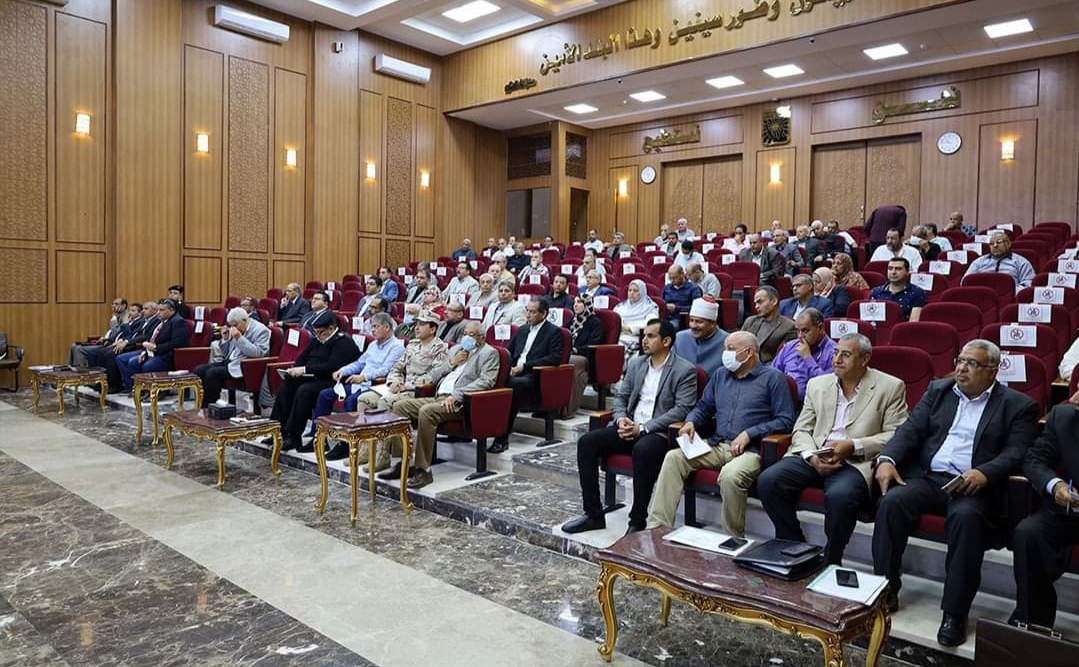 فودة : المرحلة القادمة تتطلب مجهود مضاعف لكافة المسئولين ولا مكان لأي مسئول متخاذل علي أرض جنوب سيناء 