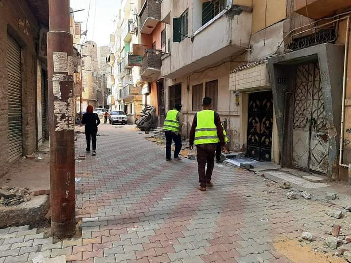 رصف 26 شارع فرعي بـ 