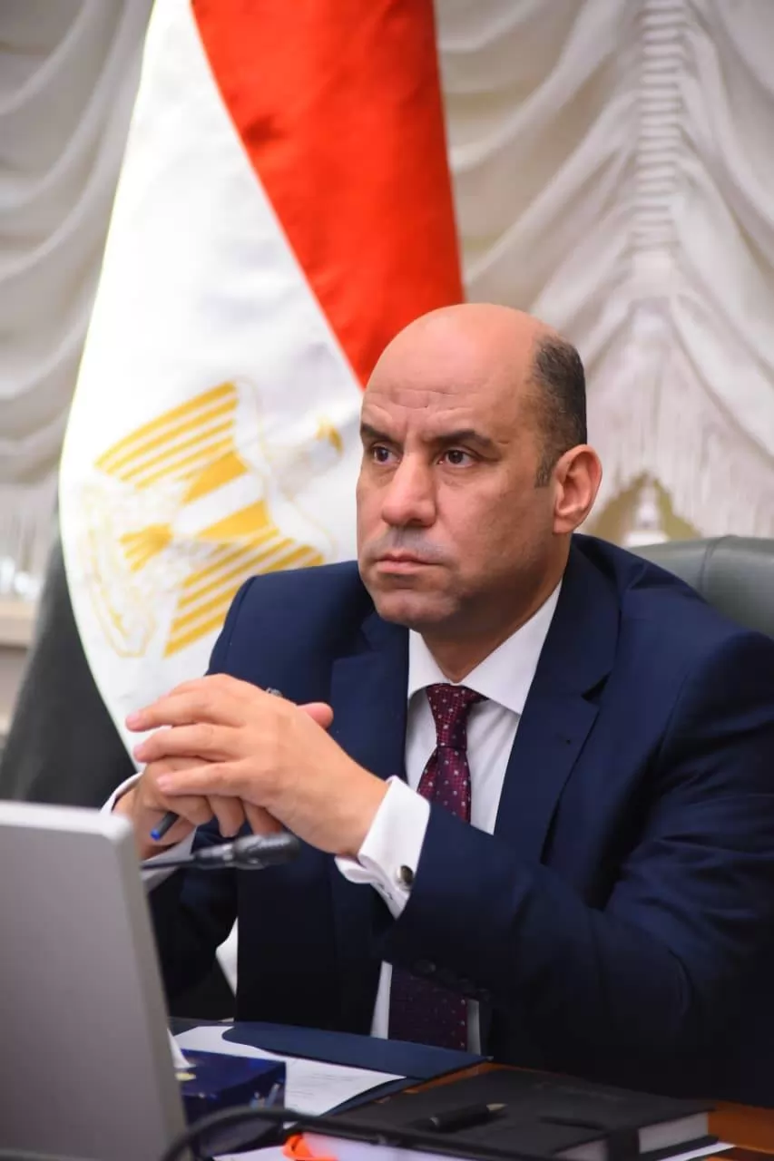 وزارة العمل تُصدر كتابًا دوريًا لمتابعة تطبيق العمل عن بُعد بالقطاع الخاص 