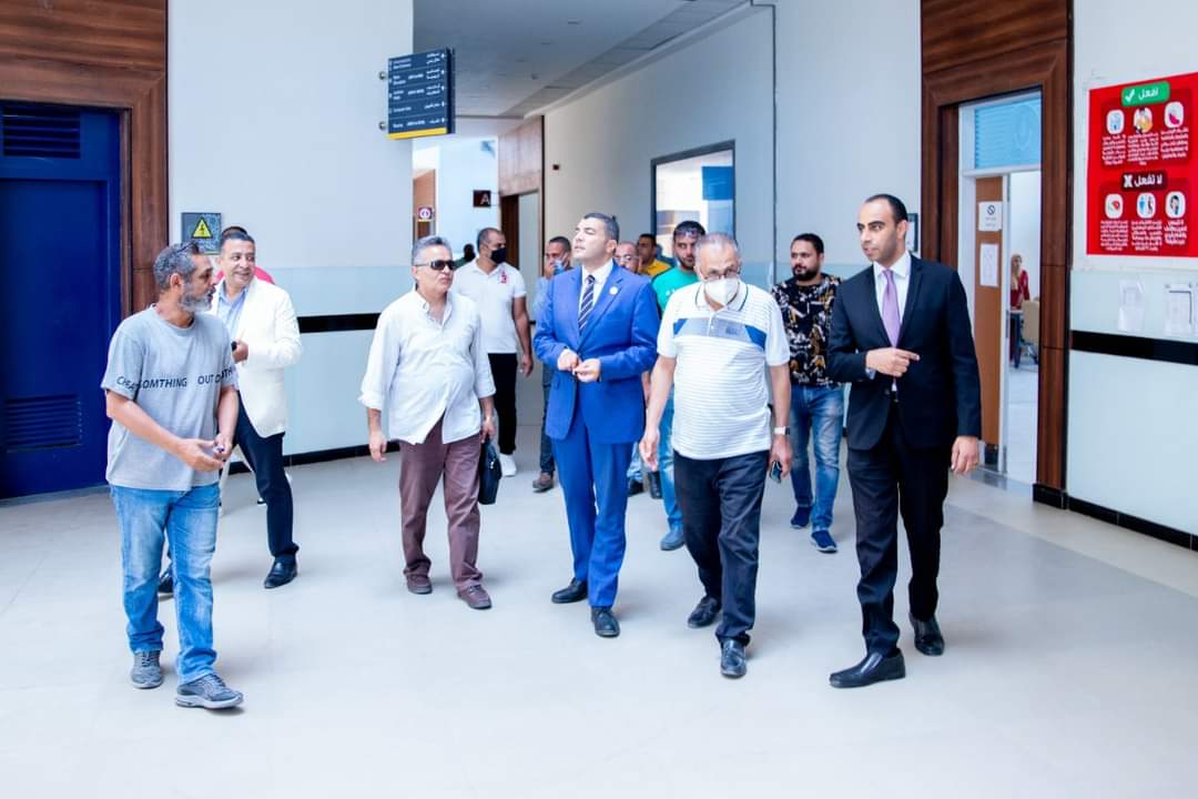 رئيس جامعة السويس  يستقبل أعضاء البرنامج الرئاسي لتأهيل التنفيذيين للقيادة EPLP 