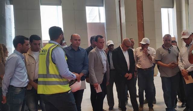 رئيس جهاز العاصمة الإدارية يكشف كواليس زيارة وزير الإسكان.. بالصور