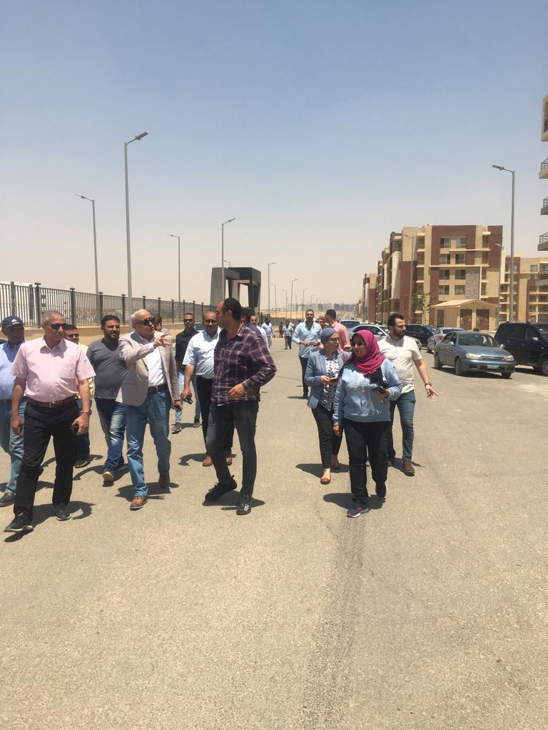 وزير الإسكان: جولات تفقدية للمسئولين بالمشروعات الجارية بالمدن الجديدة