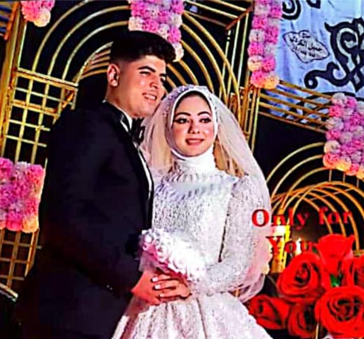 العريس أحمد حسن عدس والعروس ندى ياسر إدريس 
