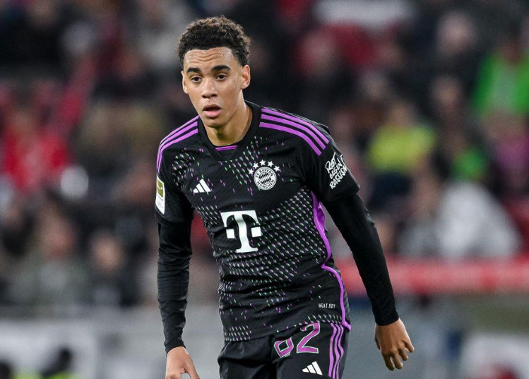 جمال موسيالا نجم بايرن ميونخ الالمانى