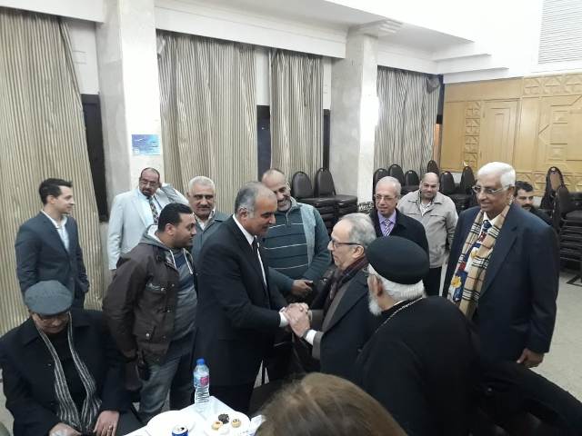 رئيس حي الدقي يهنئ الأخوة الأقباط بعيد الميلاد المجيد     