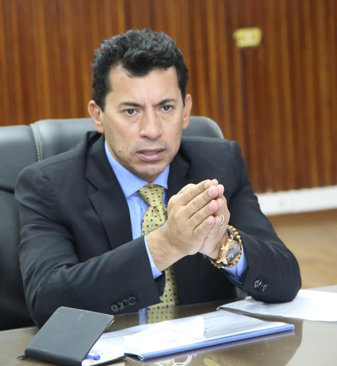 د.أشرف صبحى وزيرالشباب والرياضة