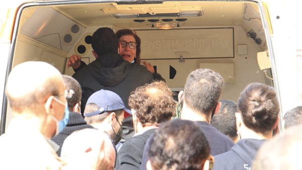 42 صورة من جنازة الفنانة مها أبو عوف