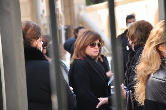 42 صورة من جنازة الفنانة مها أبو عوف