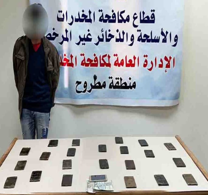 الداخلية تشن حملاتها بمحيط المدارس والجامعات وتضبط 98 متهما من مع