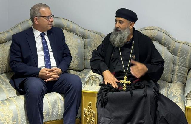 قيادات العبور الجديدة تزور كنيسة العذراء للتهنئة بعيد الميلاد