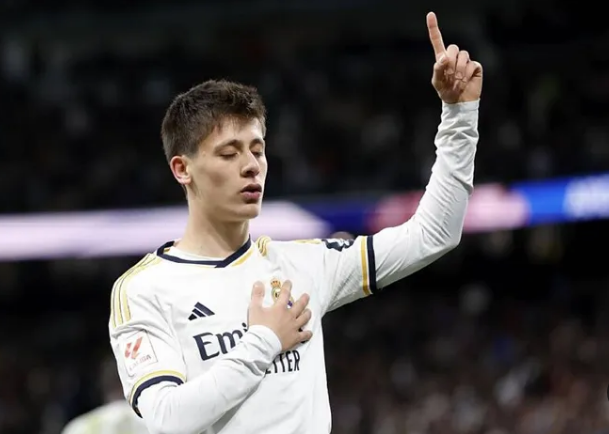 أردا جولر نجم ريال مدريد