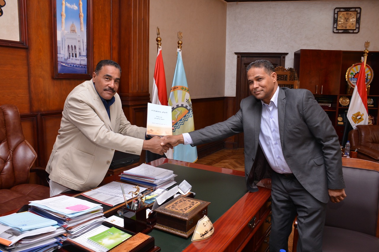 شعيب يشيد بتوثيق الدميري لجزء من تاريخ مطروح 