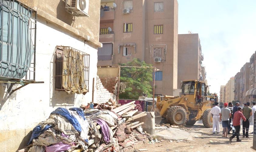  مدير أمن السويس يزيل 72 أشغالا بشوارع حى فيصل