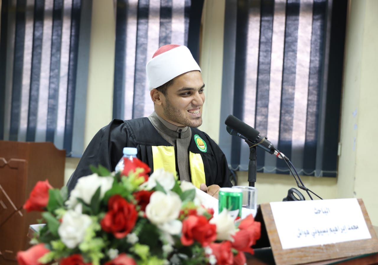 التهكّم والسخرية من الدعاة.. مرفوض شرعا وفنًّا