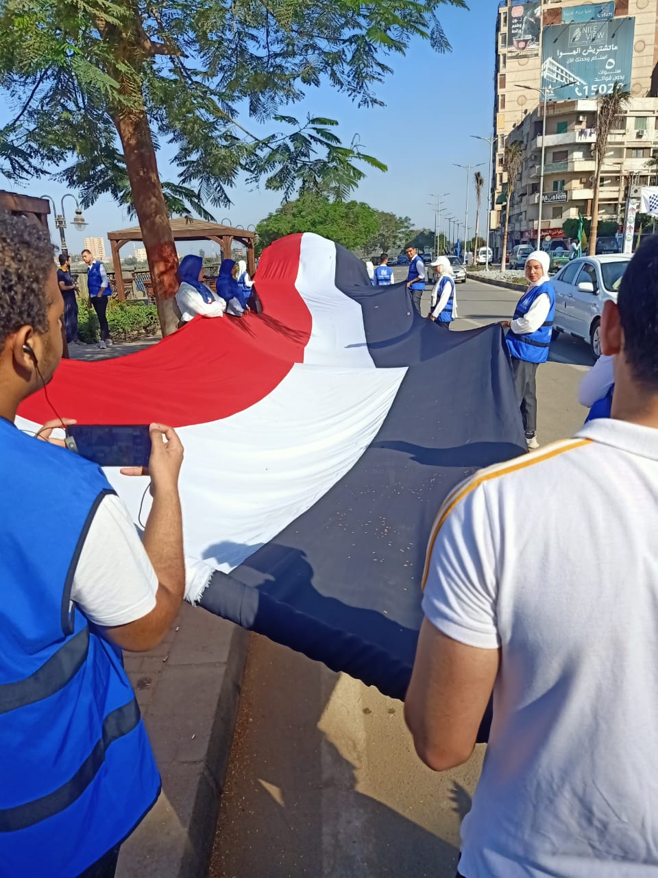 محافظ القليوبية ووكيل وزارة الشباب والرياضة يتقدمان ماراثون الجرى لشباب yly 