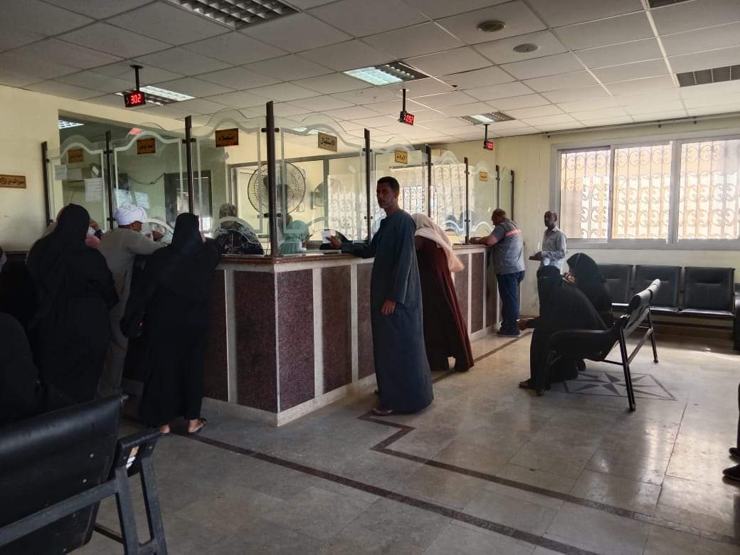 بدء توريد مقدمات الوحدات السكنية ووحدات بديل الغشوائيات برأس غارب