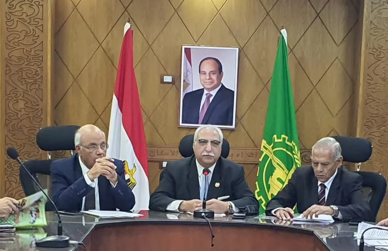 مصطفى عبده وكيل وزارة التربية والتعليم بالقليوبية