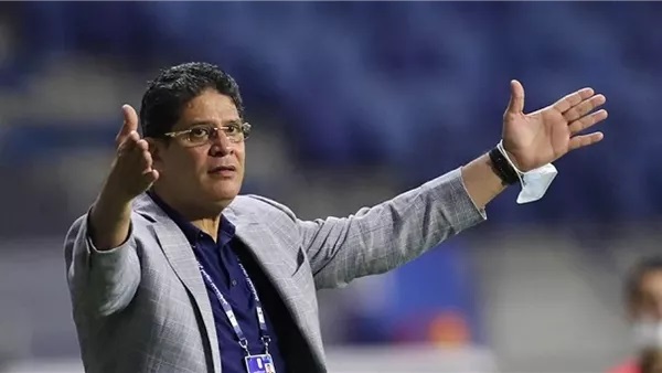 المدير الفني أيمن الرمادي