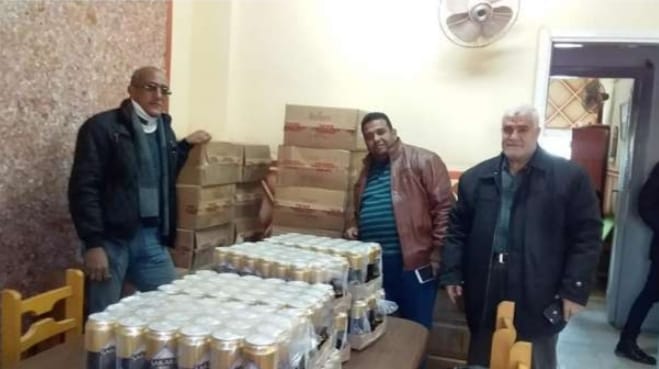احباط محاوله تهريب خمور وسجاير وخمور من مصر لليبيا