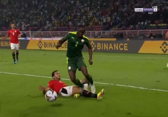 مصر ضد اسنغال.. التعادل السلبى يسيطر على الشوط الاول 