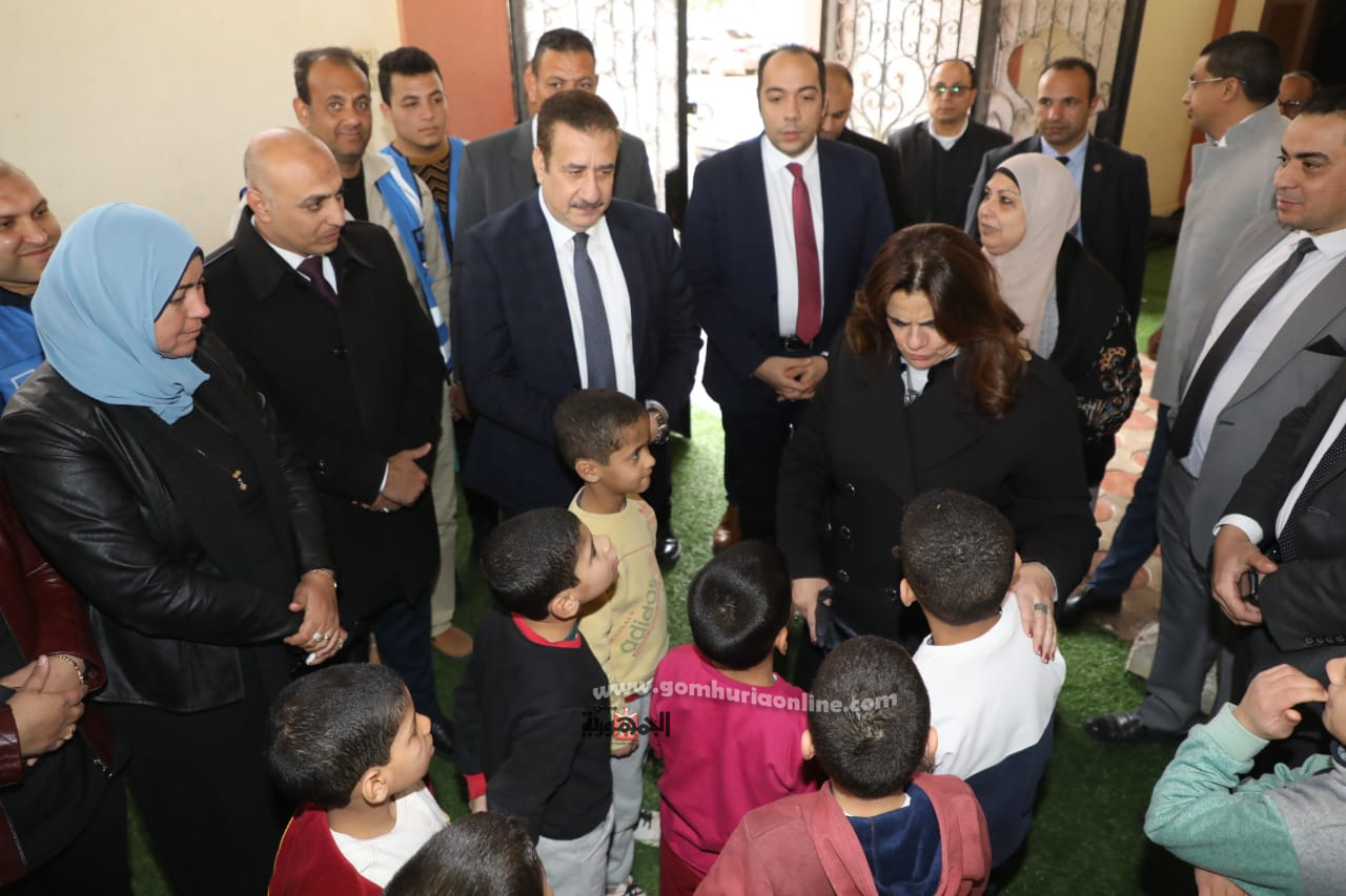 محافظ المنوفية ووزيرة الهجرة يتفقدان دار أيتام الحسن والحسين