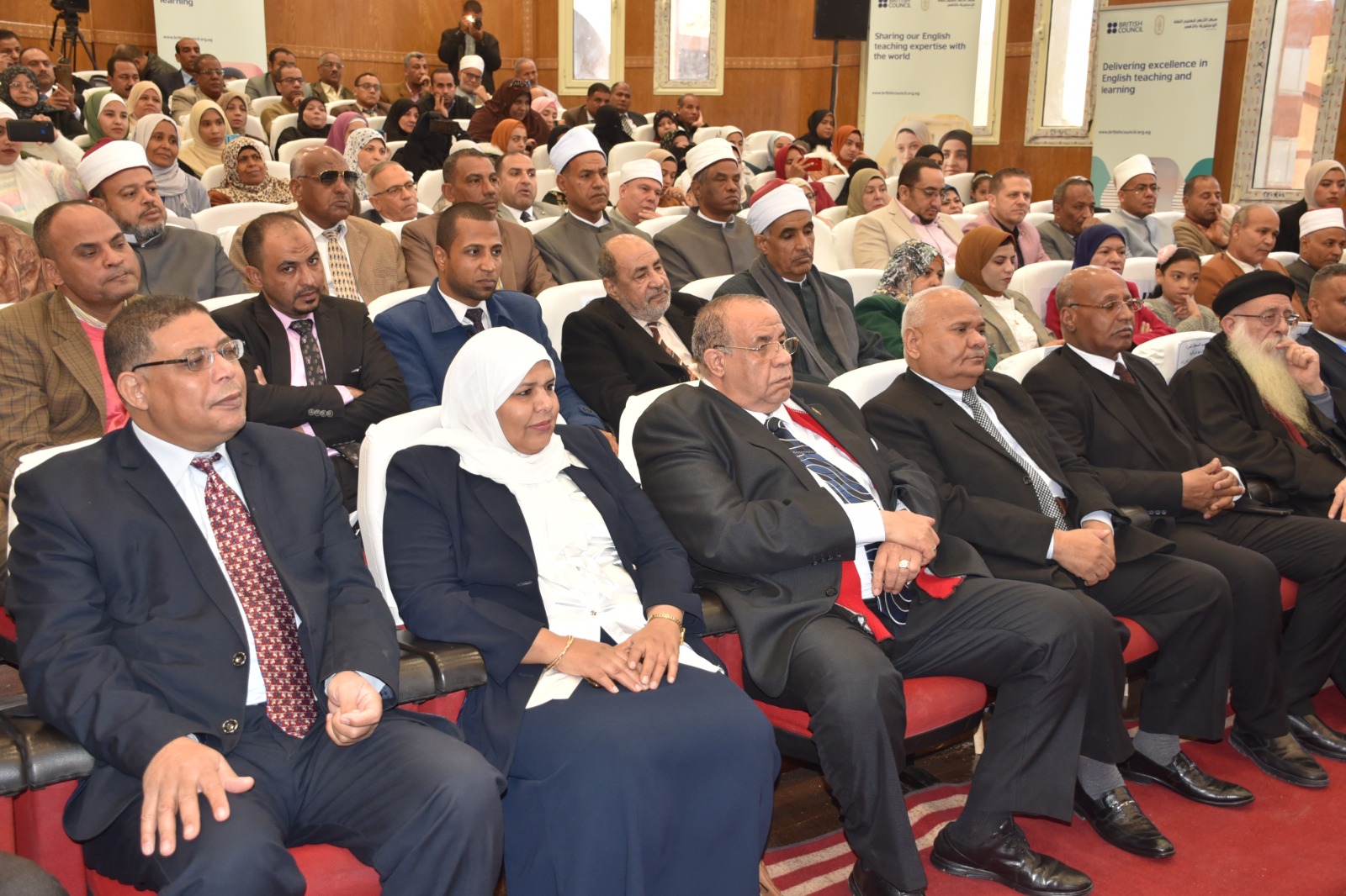 رئيس جامعة الأقصر يشهد افتتاح مركز الأزهر لتعليم اللغة الإنجليزية