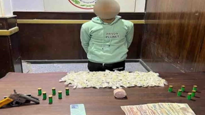 الداخلية تضرب البؤر الإجرامية وتضبط تجار مزاج الخير في القاهرة