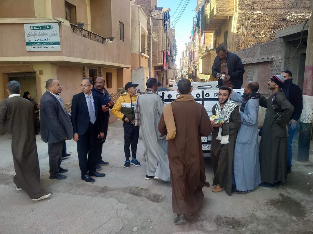 استمرار طرح سلع غذائية بأسعار مخفضة وفتح منافذ بالمنيا