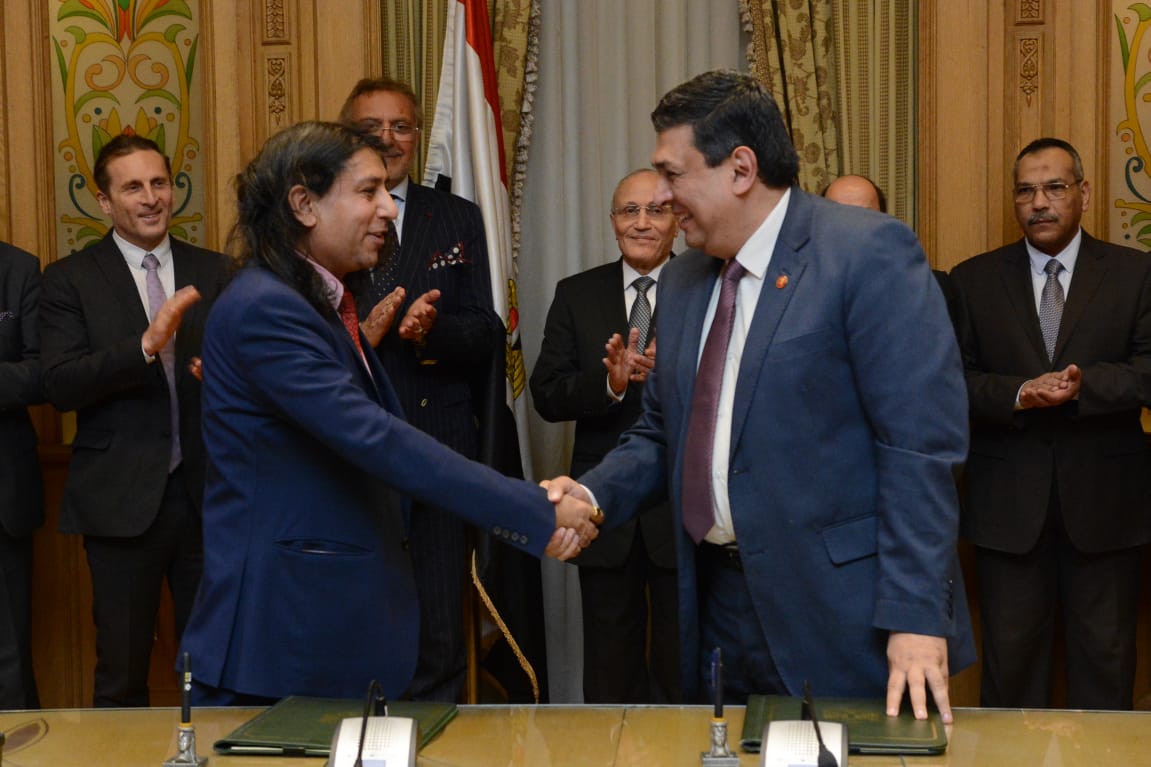 العصار يشهد توقيع مذكرة تفاهم في مجال تحلية المياه