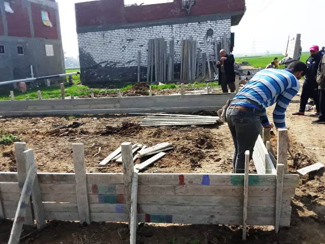 إزالة 10 حالات تعدى على أراضى زراعية وأملاك دولة بمحافظ البحيرة بالصور