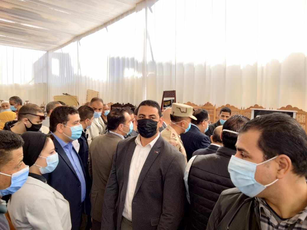 مدبولى وشعراوى وزايد والقباج والجزار بمعرض الحرف اليدوية بقرية شما بالمنوفية