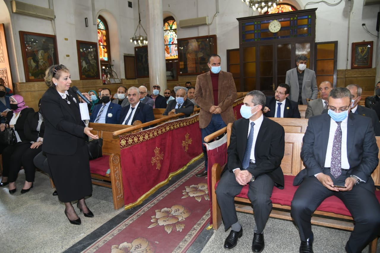 محافظ الغربية وأعضاء النواب والشيوخ في زيارة  لمسار العائلة المقدسة بسمنود