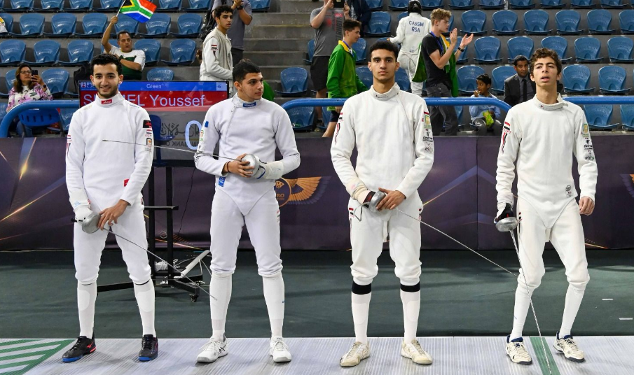منتخب سيف المبارزة للناشئين يحقق ذهبية الفرق بالبطولة الأفريقية 
