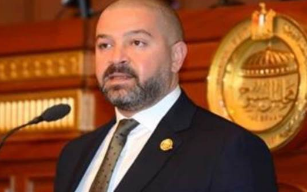  أحمد دياب رئيس رابطة الأندية