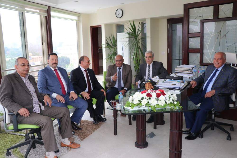 مدير تعليم الجيزة يشارك في مؤتمر المعلمين الداعم للتعديلات الدستورية بحضور 10 آلاف معلم.. صور