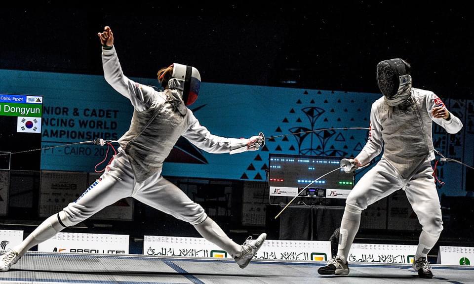 الامريكي زاكهار كوزلوف يتوج بذهبية سلاح الشيش ببطولة العالم للشباب بمصر