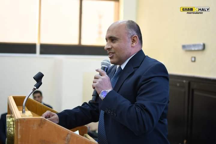 عمرو شحاتة 