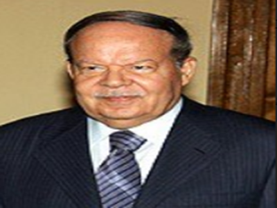 الدكتور أحمد فتحي سرور 