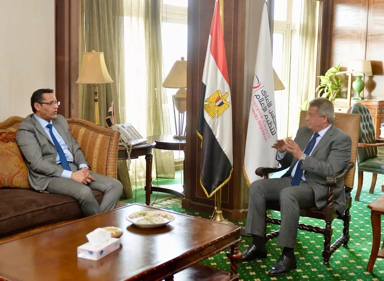 رئيس الأعلى للإعلام يستقبل نقيب الصحفيين 