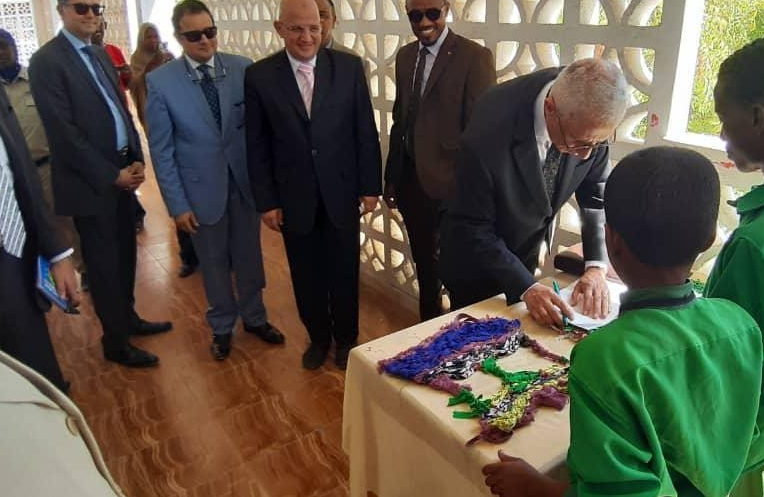 نائب وزير الخارجية يبحث التعاون المشترك مع عدد من وزراء الحكومة الصومالية