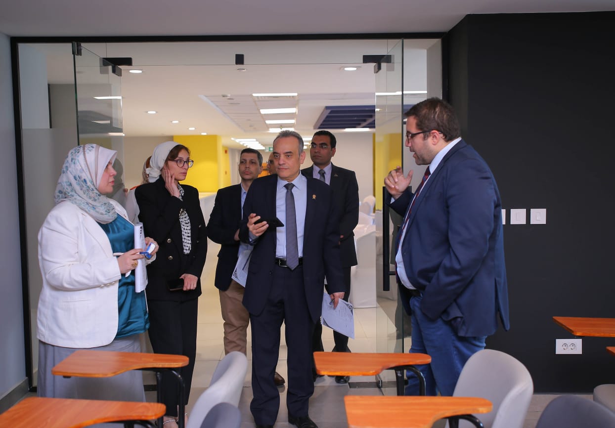 مركز التدريب والتطوير بجامعة عين شمس يحصل على الاعتماد الدولي