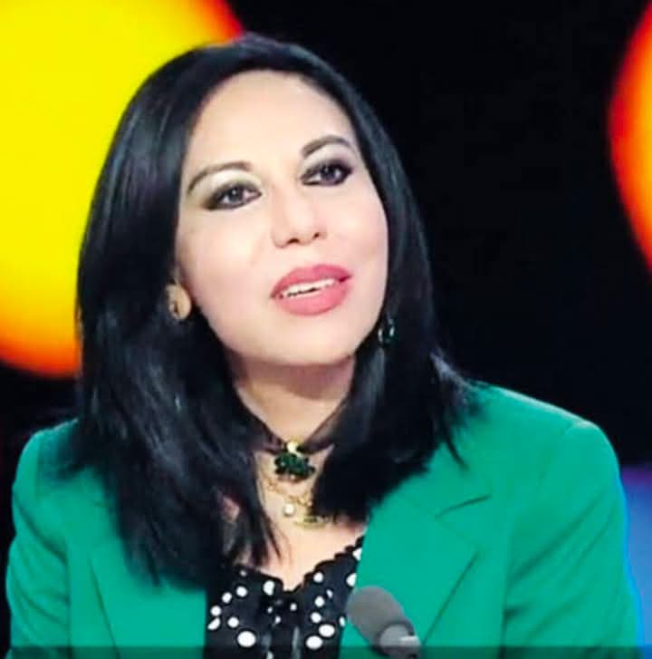 الكاتبة - سماح أبو بكر عزت