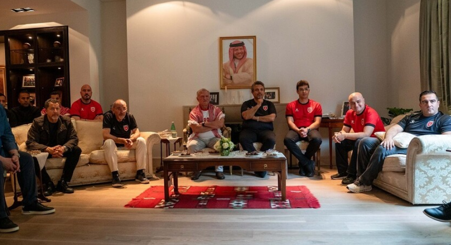 ملك الأردن يهنئ منتخب 