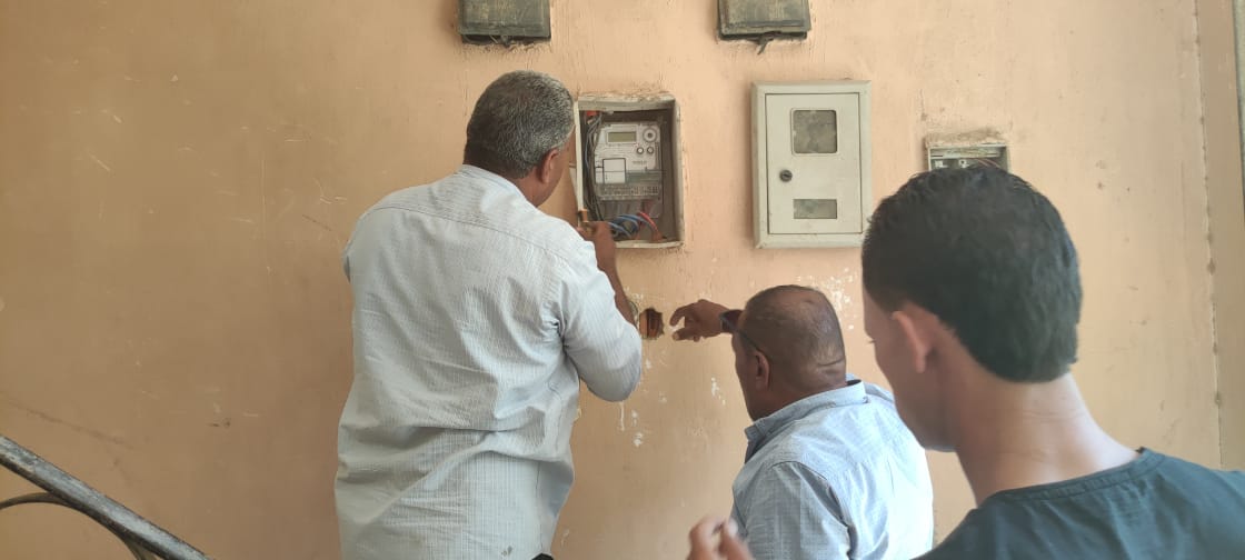 الغيطى : تنفيذ 22 قرار غلق  والتحفظ على 2 طن حديد فى حملة بمعاونة الشرطة