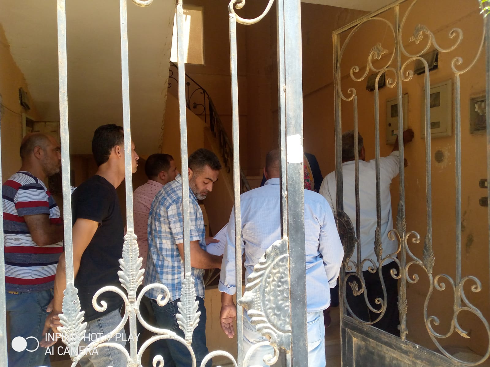 الغيطى : تنفيذ 22 قرار غلق  والتحفظ على 2 طن حديد فى حملة بمعاونة الشرطة