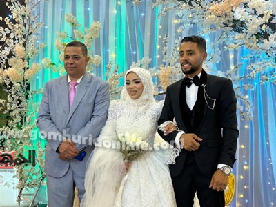 عبد السلام و ندي مع والد العريس مدير عام الشئون التنفيذية بتعليم المنوفية