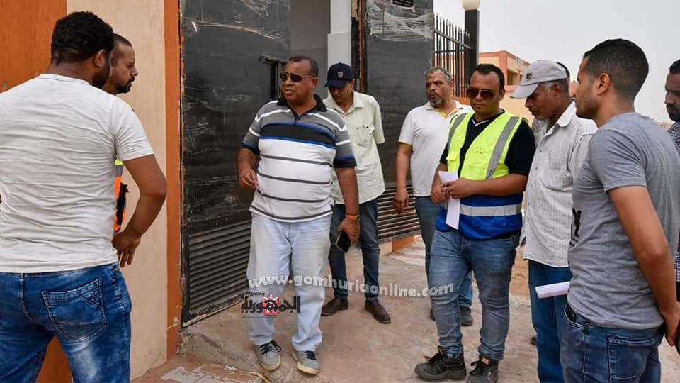 رئيس جهاز تعمير البحر الأحمر يتابع تجارب تشغيل محطة تحلية رأس حدرية 